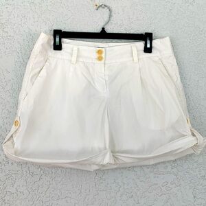 Theory white cuffed shorts size 10